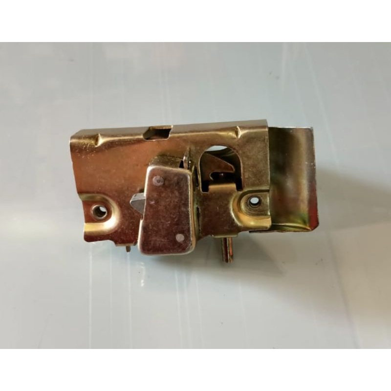 DOOR LOCK MOBIL VW KODOK