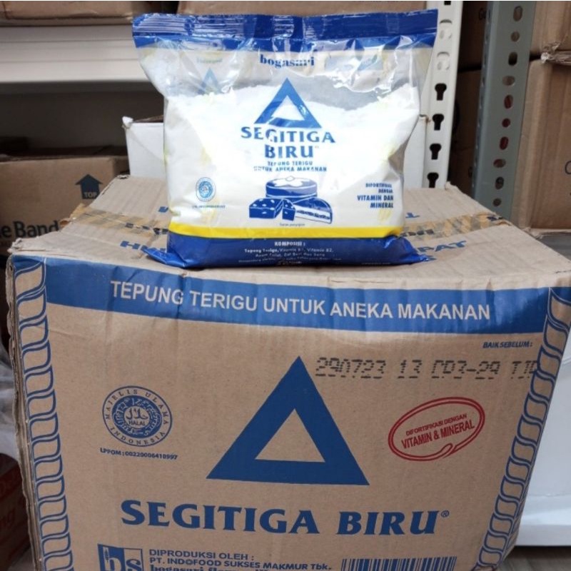 

TEPUNG TERIGU SEGITIGA BIRU 500 GRAM DUS ISI 20