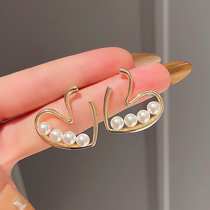 Anting Stud Mutiara Imitasi Bentuk Hati Geometris Gaya Vintage Untuk Wanita