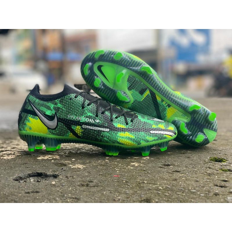 Sepatu Bola Nike Phantom GT ll Elite FG Hijau