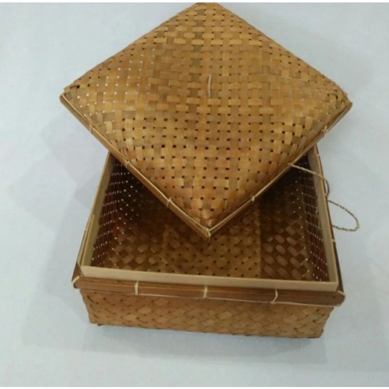 Keranjang Sokase Bambu / Besek / Kotak Hampers