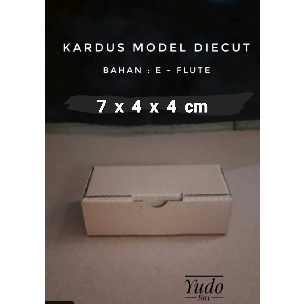 

Kardus karton uk. 7 x 4 x 4 cm...die cut box kotak Souvenir -dll