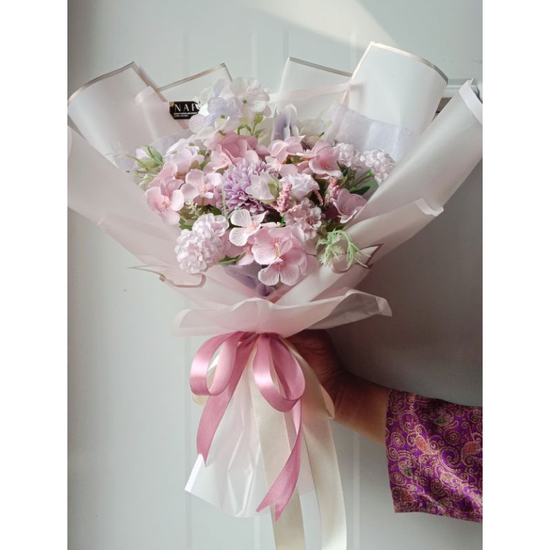 LANGSUNG KIRIM BUKET BUNGA ARTIFICIAL RANDOM PREMIUM SEDANG BUKET WISUDA BUKET ULANG TAHUN BUKET ANNIVERSARY LIAMFLORIST