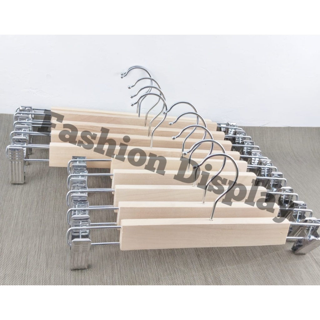 Hanger Kayu Natural Doph Jepit On Besi Gantungan Celana Hanger Celana / Rok Dispolay Hanger Hanger Kayu-BH