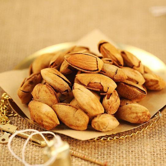 

Lao Jie Kou Milky Almond Ready To Eat Kacang Almond Best Seller