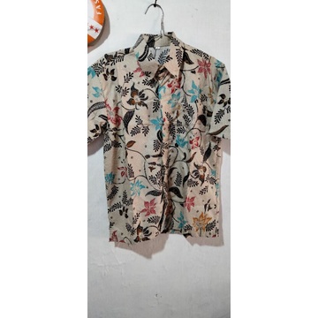 KEMEJA BATIK PRIA LENGAN PENDEK