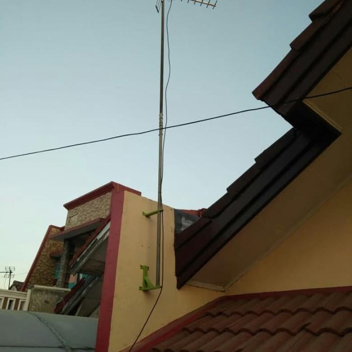 Breket Tiang Antena