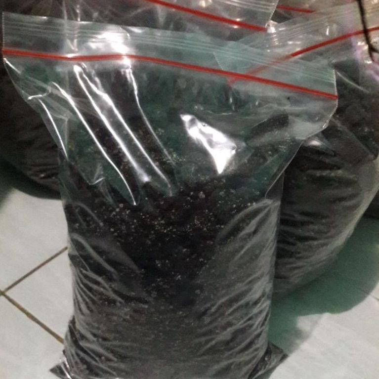 

TERBARU Bubuk Oriio / Oweo crumb tambahan toping kiloan berat 1kg @ 880