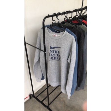 crewneck nike vintage dll