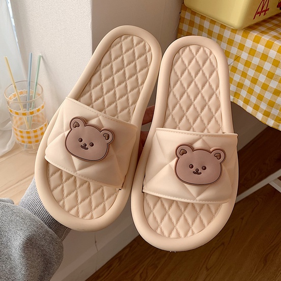 SANDAL KOKOP WANITA MOTIF BEAR | SENDAL KOKOP TERBARU DEWASA MOTIF EMBOS UNIK SELOP-BEAR KREM