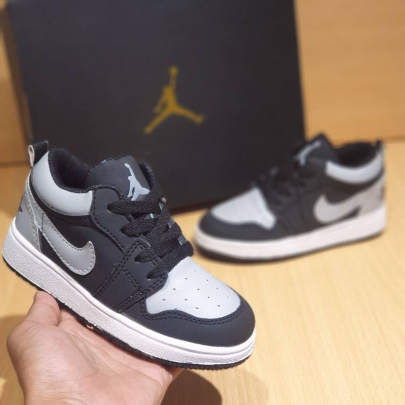 SEPATU JORDAN LOW ANAK SEPATU SEKOLAH ANAK LAKI LAKI PREMIUM HIGH QUALITY SEPATU ANAK JORDAN SEPATU ANAK NIKE KADO