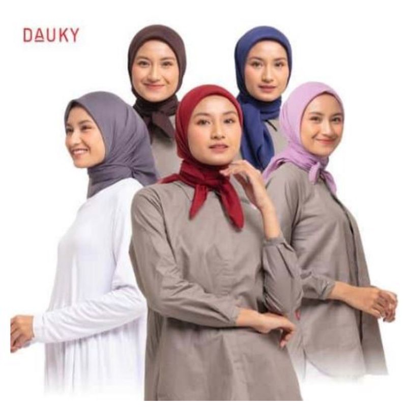 Dauky Jilbab Segi Empat Polos Voal Plain Scarf Square Scarf