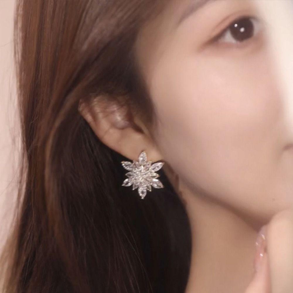 Needway Snowflake Stud Earrings Zirkon Kristal Bunga Mewah Hadiah Anting Untuk Wanita Her Earrings