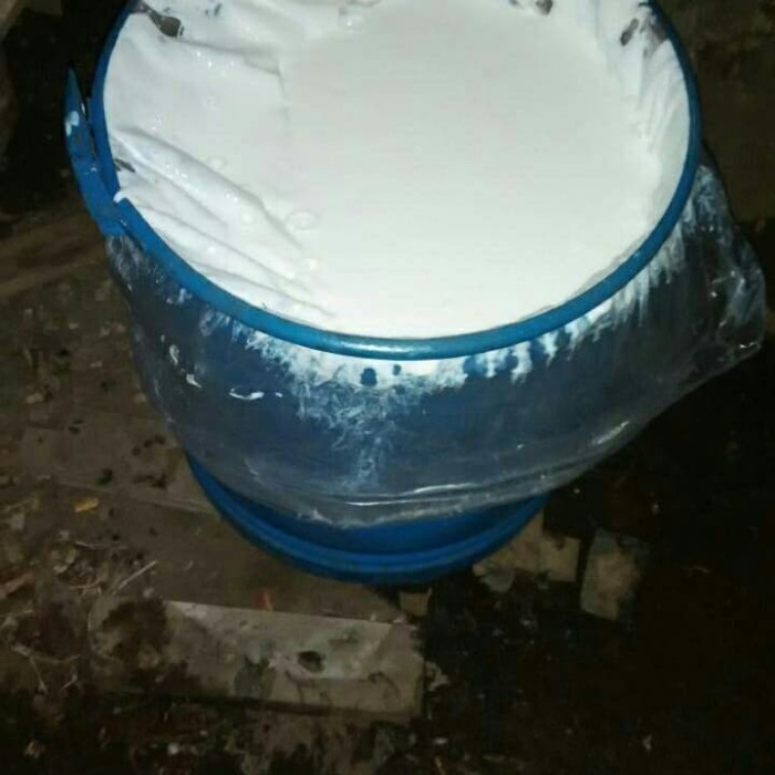 

Lem Kertas dan kayu murah dan berkualitas