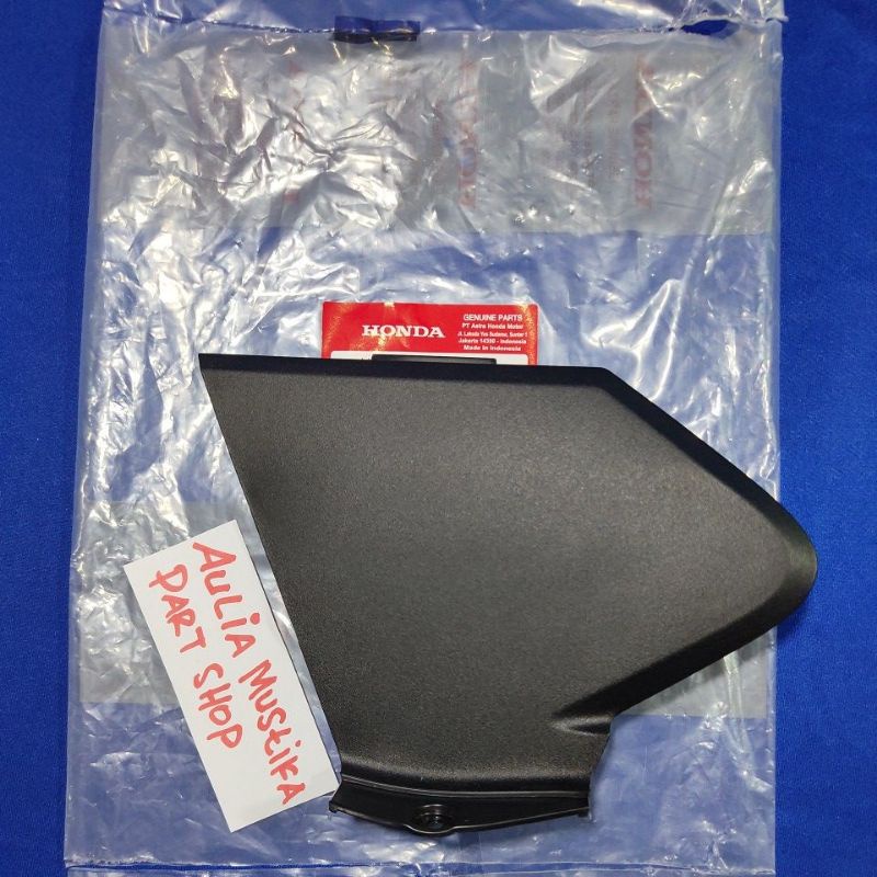 lid plug tutup busi pcx150 k97 cover body tutup busi pcx 150 lokal