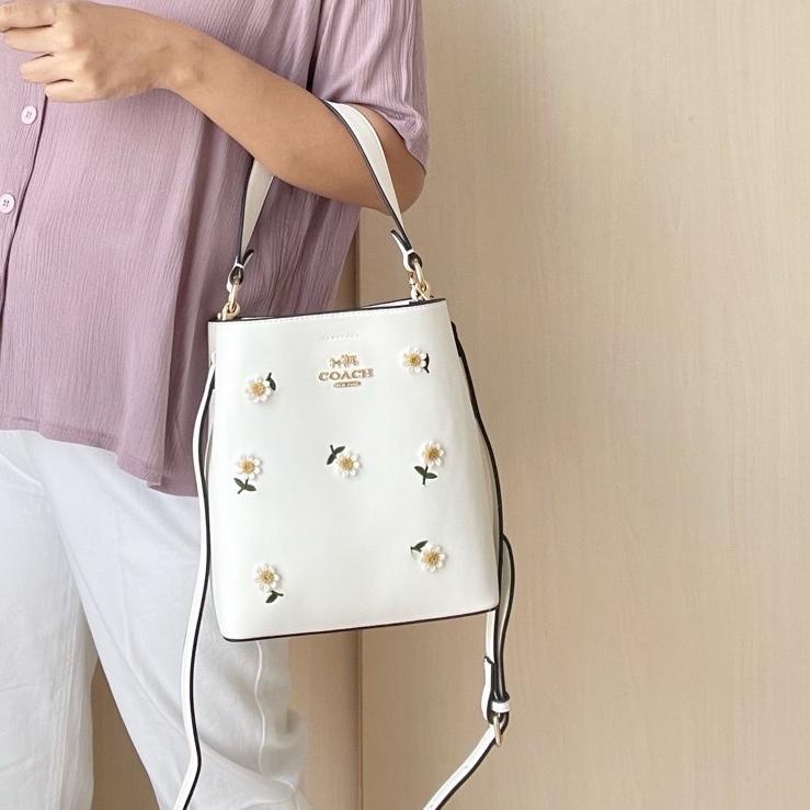 CSH2t7S--TAS Coach klare/premium crossbody bag with Daisy Embroidery