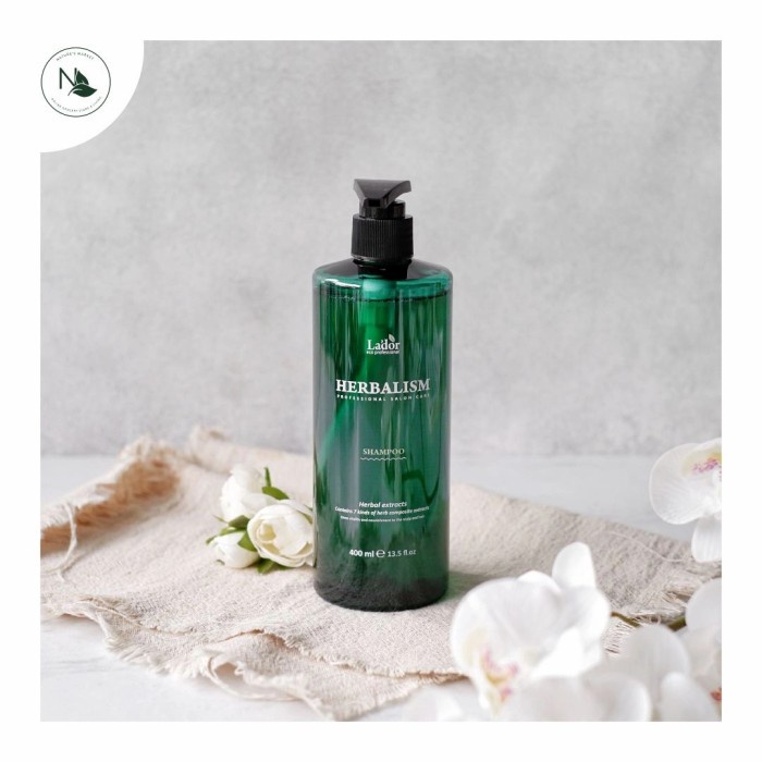 

Lador Herbalism Shampoo 400ml