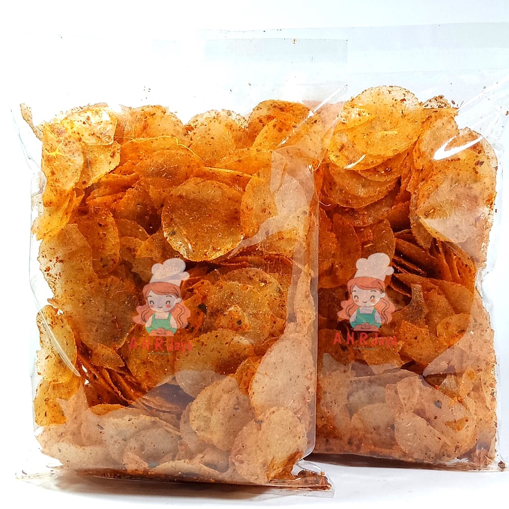

Keripik Kaca Pedas Daun Jeruk Kemasan 500 Gram / KRIPCA / Pedas Daun Jeruk Renyah / Snack Kiloan