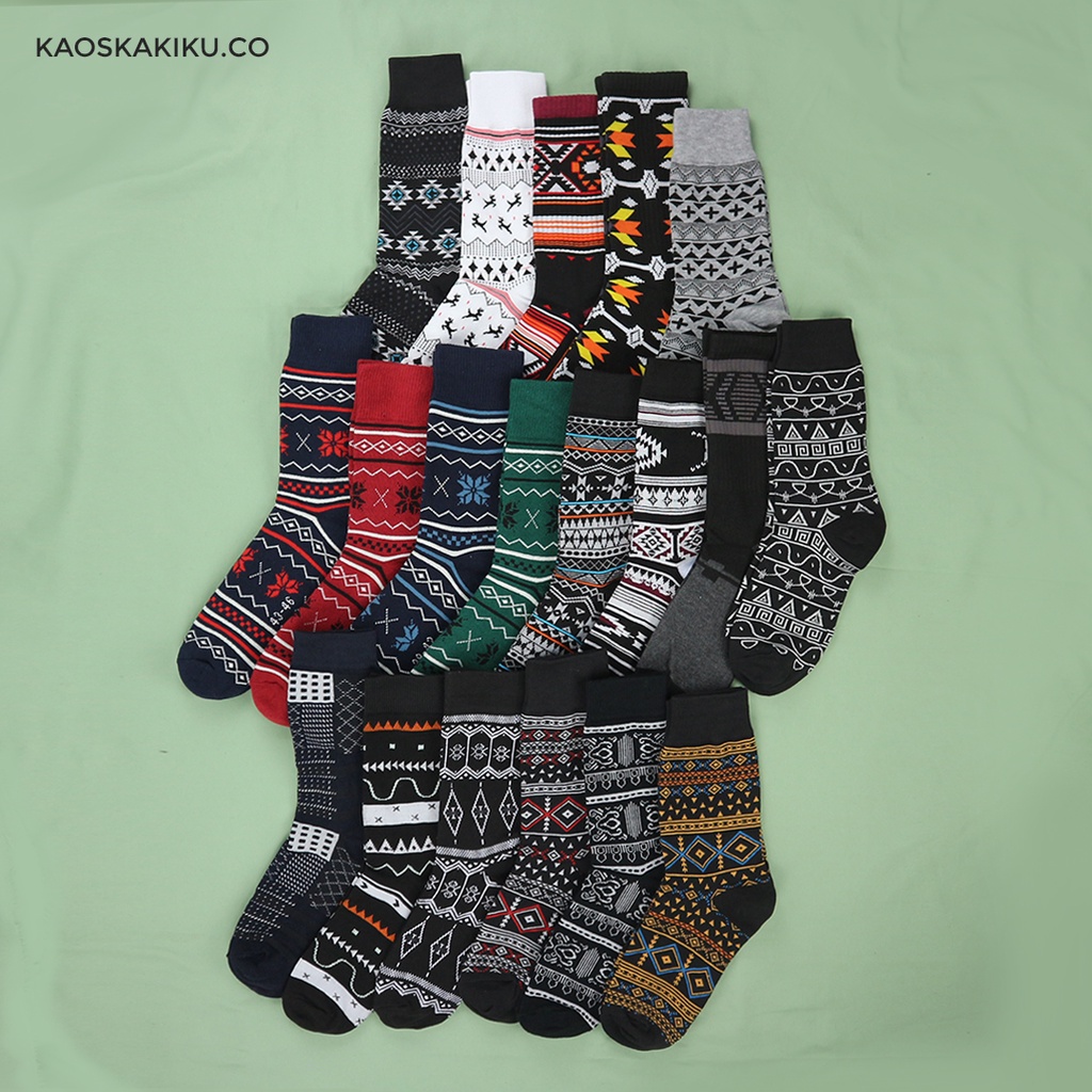 Kaos Kaki Motif Tribal