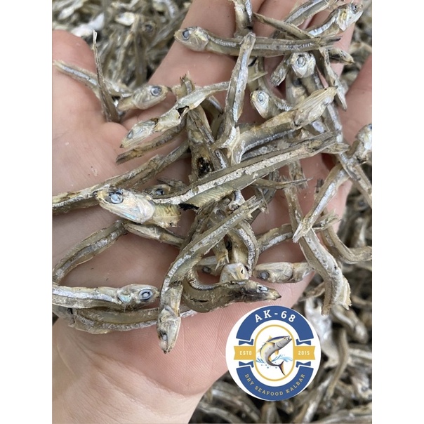 

Teri super cantik 500gram super kering/ teri pulau super/ teri pulau sedang