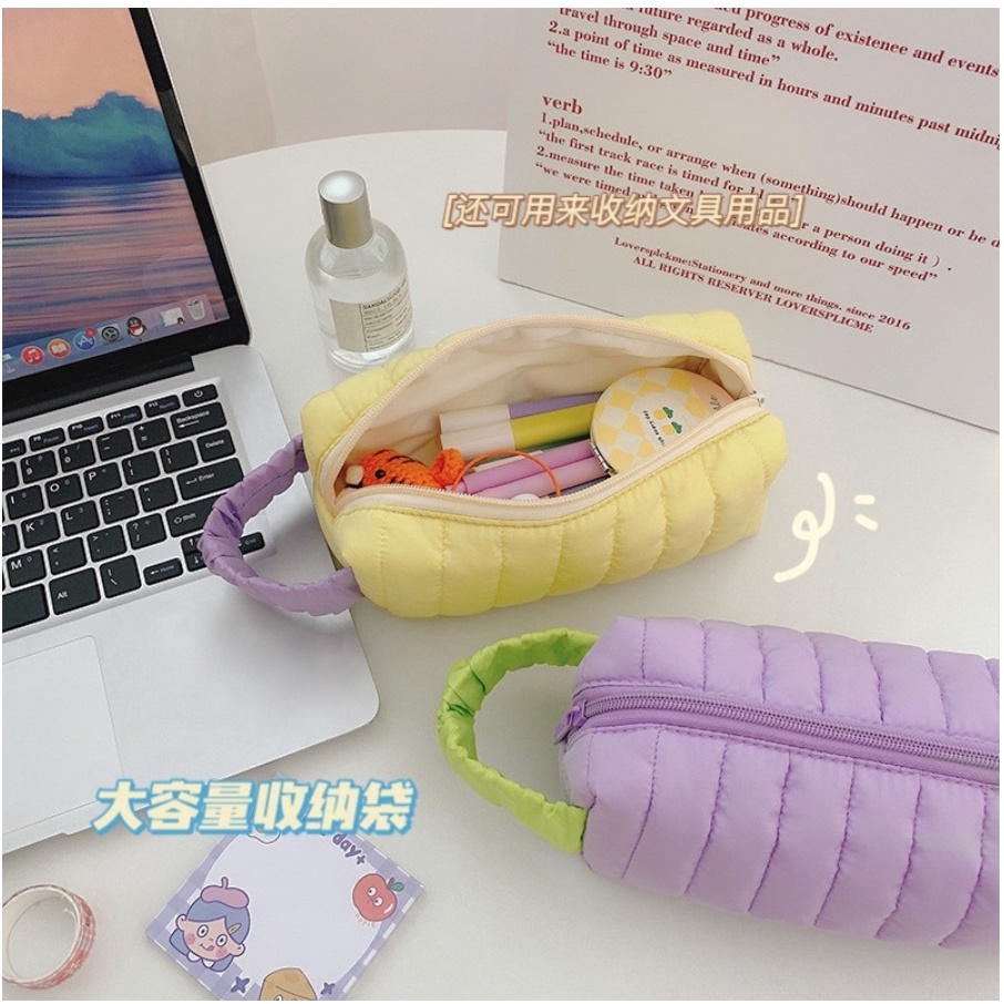 PILLOW PENCIL CASE SLETING BULU / TEMPAT PENSIL BANTAL BULU / KOTAK PENSIL JOLINE / TEMPAT PENSIL BULU POLOS LEMBUT / POUCH MAKEUP KOREA / ORGANIZER / TEPAK PENSIL / SIMPLE MINIMALIS AESTHETIC KOREAN STYLE STATIONERY