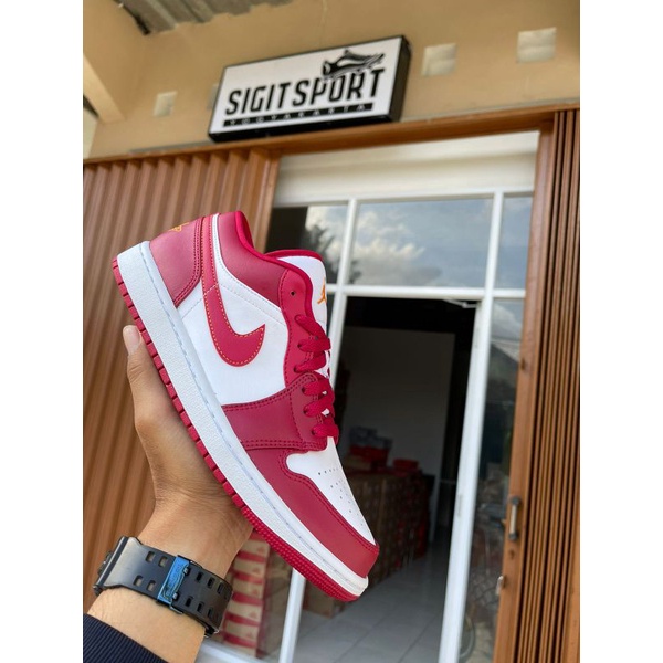 Nike Jordan Low 1 red/white