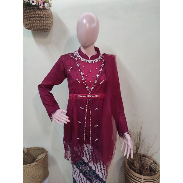 PRELOVED Kebaya payet TUNIK MAHESTI by MYBAEPROJECT size M free rok songket