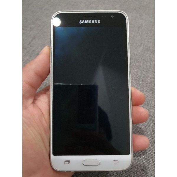 HP Samsung J3 2016 bekas  mulus ada minus