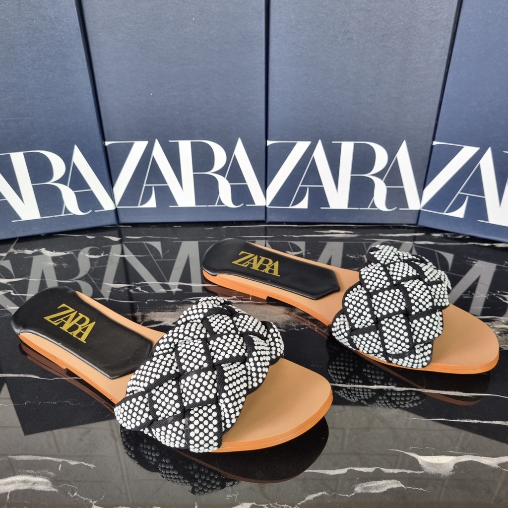 SANDAL ZR WANITA FLAT PEARL WOVEN SLIDE CRYSTAL - SZR032