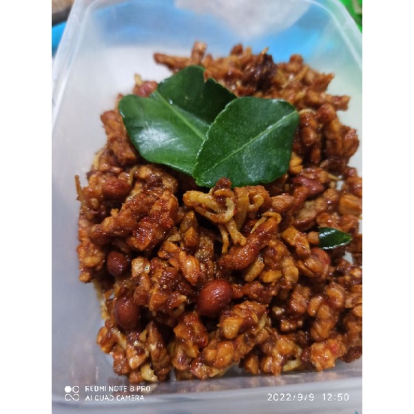 

Tempe Orek Kering / Teri Medan / Teri Nasi / Kacang Tanah Daun Jeruk Pedas Manis Berkualitas Super Homemade Fresh dan Higenis