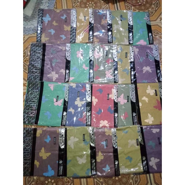 jilbab motip kekinian kerudung segi empat 1 kodi 20pcs