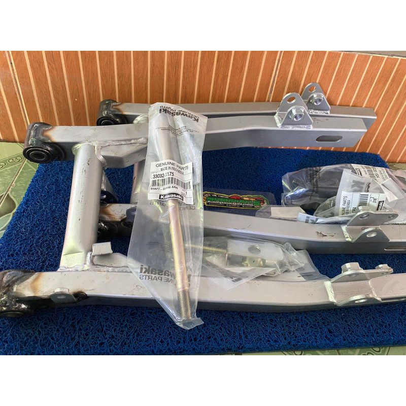 swing arm kaze original pnp cb begel panjang/gl100