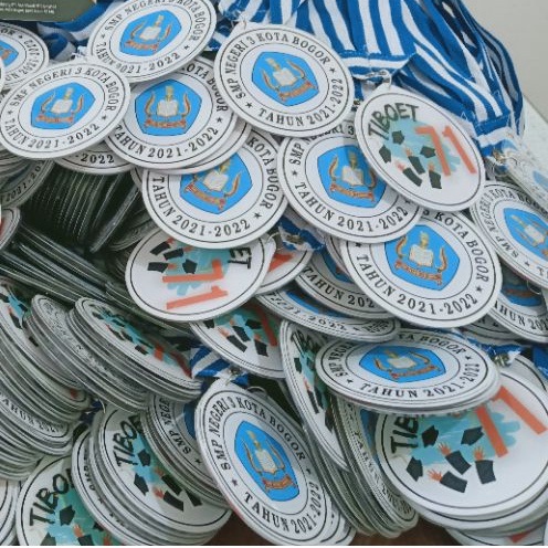 

MEDALI AKRILIK 2 MUKA