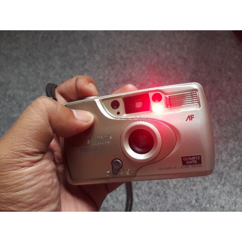 Kamera analog Olympus Trip AF 51