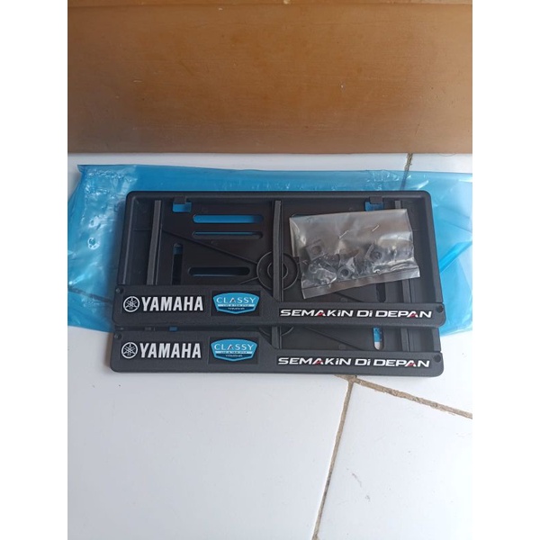 Cover tempat plat nomor original yamaha Nmax xmax Aerox lexi freego mio vixion xride jupiter dll