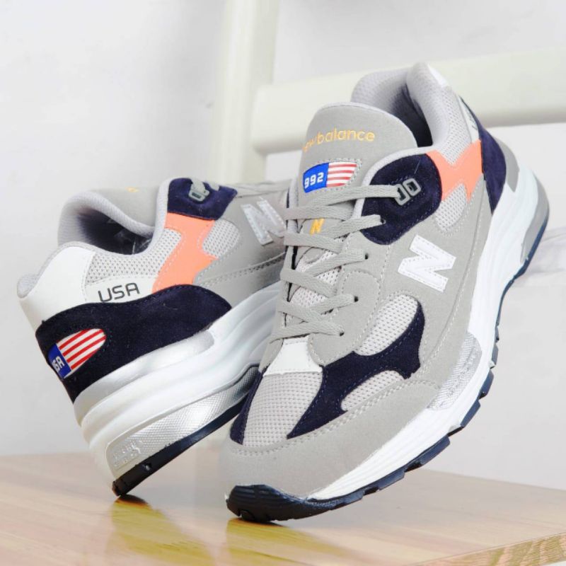 Sepatu Olahraga Pria Sepatu New Balance 992