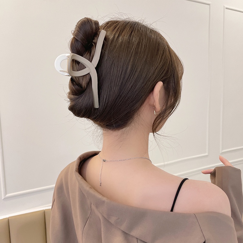 Jepit Rambut Bentuk Hiu Bahan Akrilik Ukuran Besar Untuk Wanita