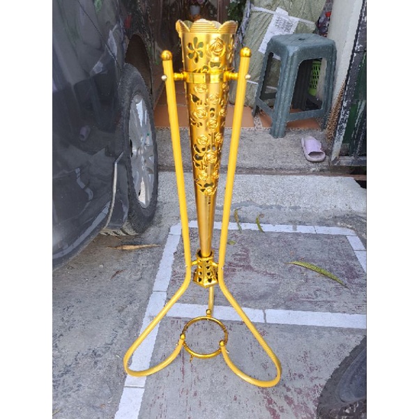 pot standing corong gold/emas vas bunga besi corong pot warna gold