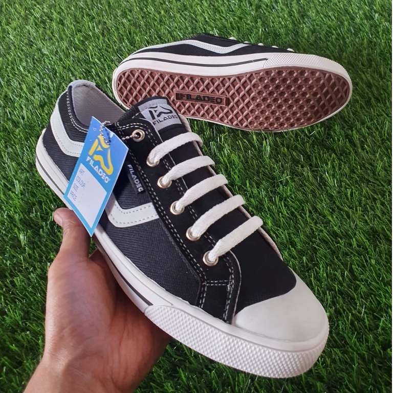 (1kg= 2 pasang) SEPATU FILADEO 06 CLASSIC KANVAS ASLI TEBAL ORIGINAL