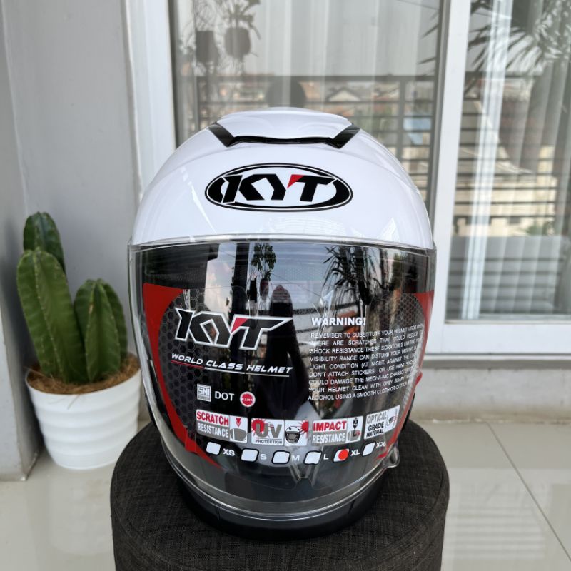 Helm KYT Kyoto R Solid White / KYT Kyoto R