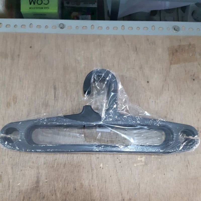 gantungan baju hitam hanger plastik hitam