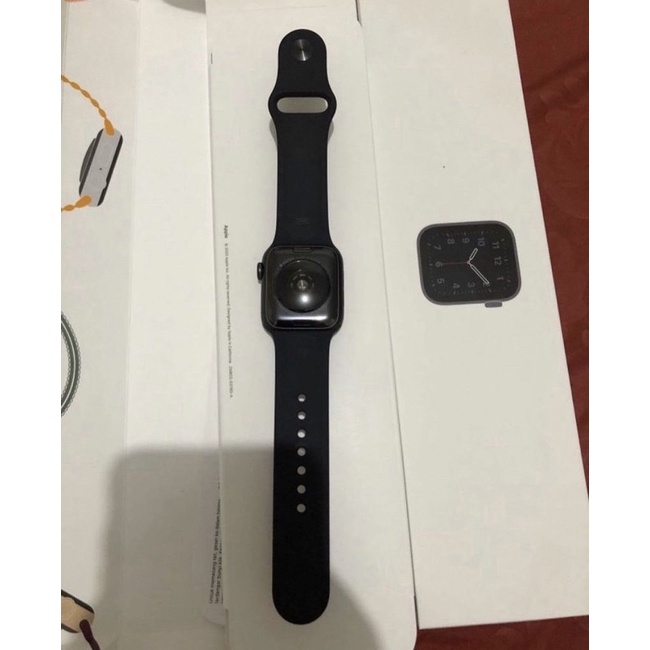 APPLE WATCH SERIES SE SPACE GREY SILVER 40mm