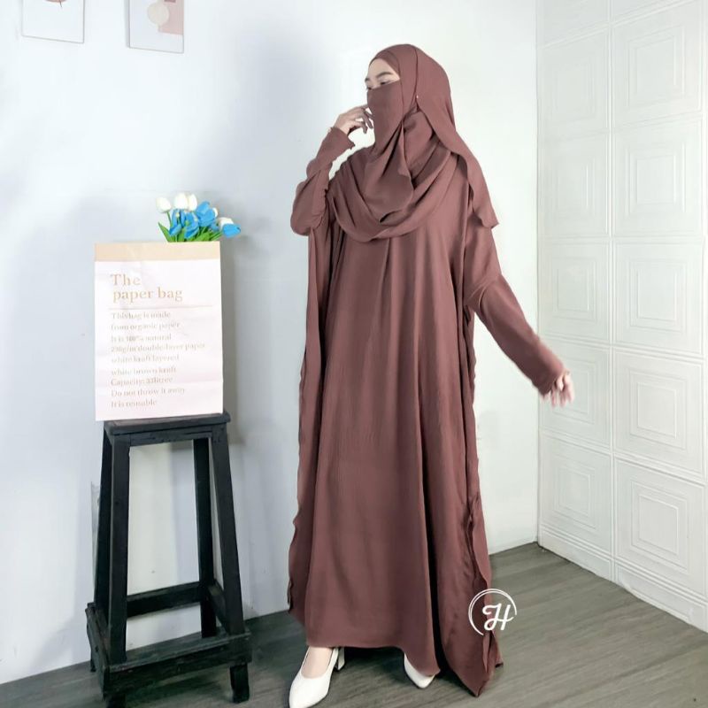 Naila Abaya Turki by Naila Hijab / Abaya Turki Kekinian