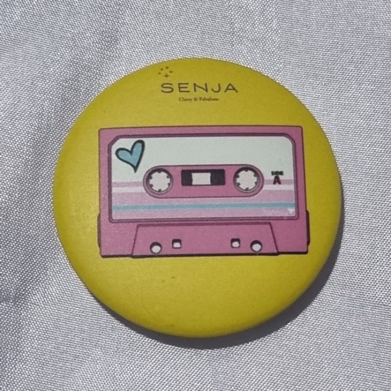 Pin Aesthetic (Pin Hanya Bisa Dibeli Dengan Tas Awlr) ||Baca Deskripsi