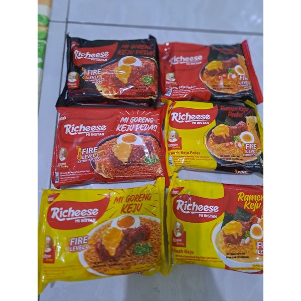 

Paket komplit mie richeese