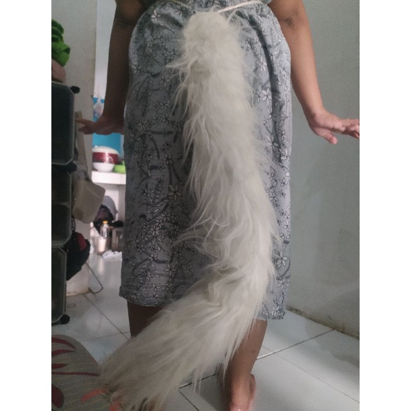 ekor cosplay