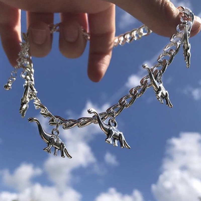 Kalung Rantai Liontin Bentuk Dinosaurus Bahan Logam Gaya Vintage Harajuku Punk Untuk Wanita