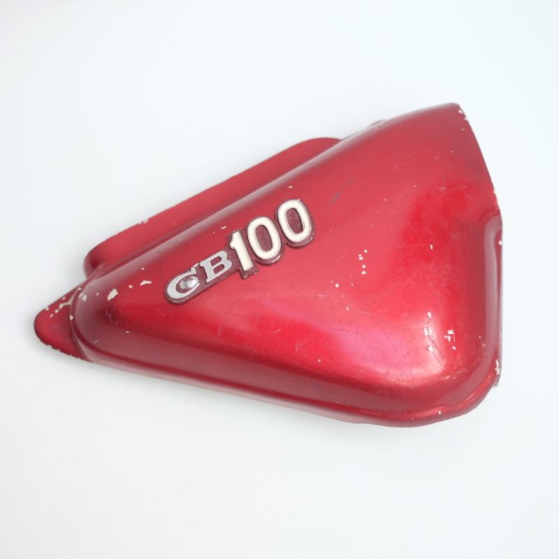 SIDE BOX COVER TUTUP AKI KEMPOL KANAN HONDA CB100 CB 100 K0 OTN NOS SET EMBLEM