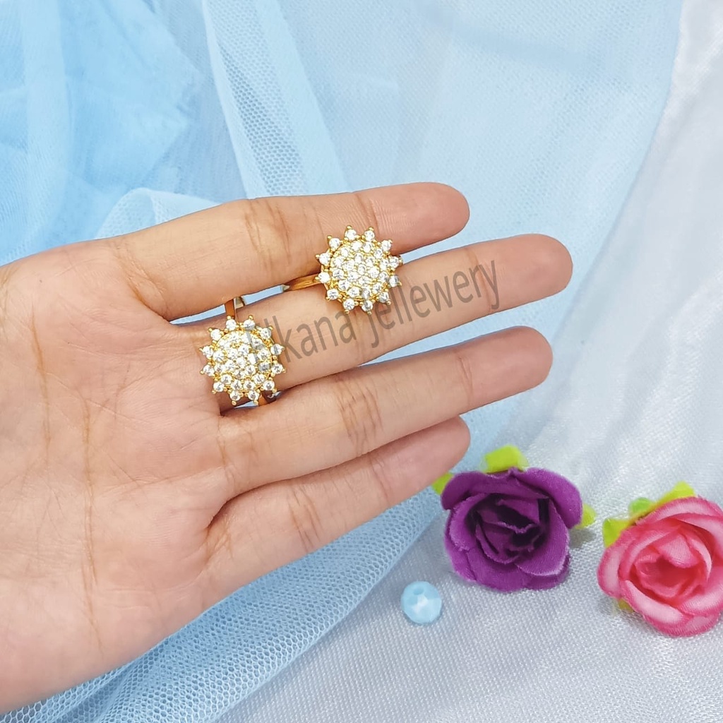 SET DEWASA GLEKSIBEL DIAMOND BUNGA Perhiasan super berkelas fashion korea anti karat dan anti luntur