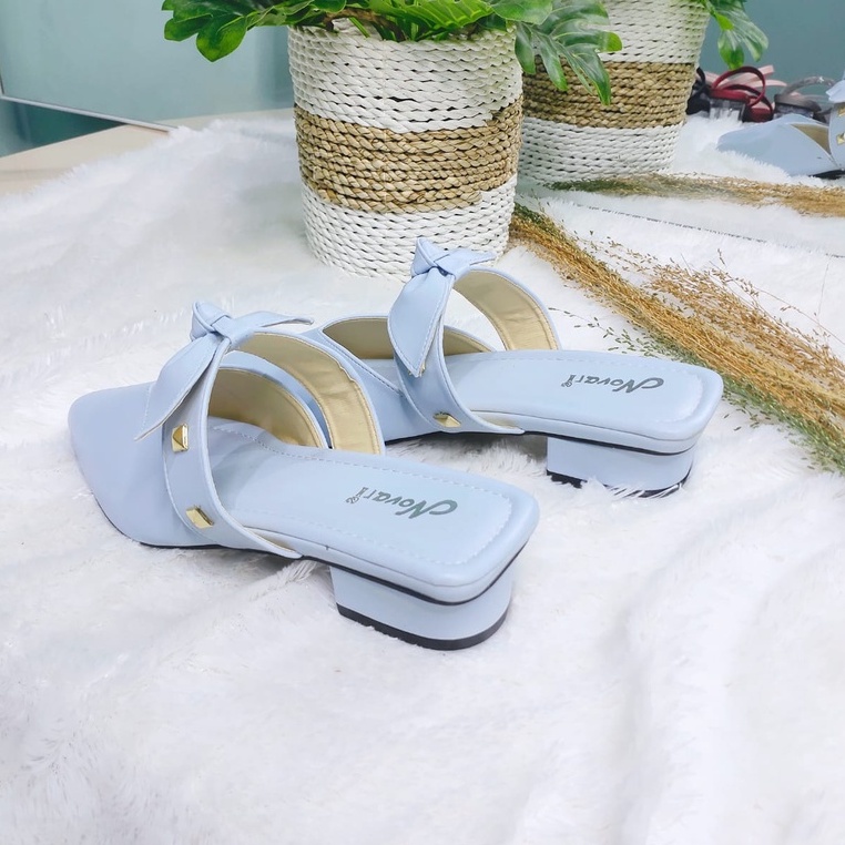 Sepatu Flat Wanita Hak Tahu 3cm Novari B03